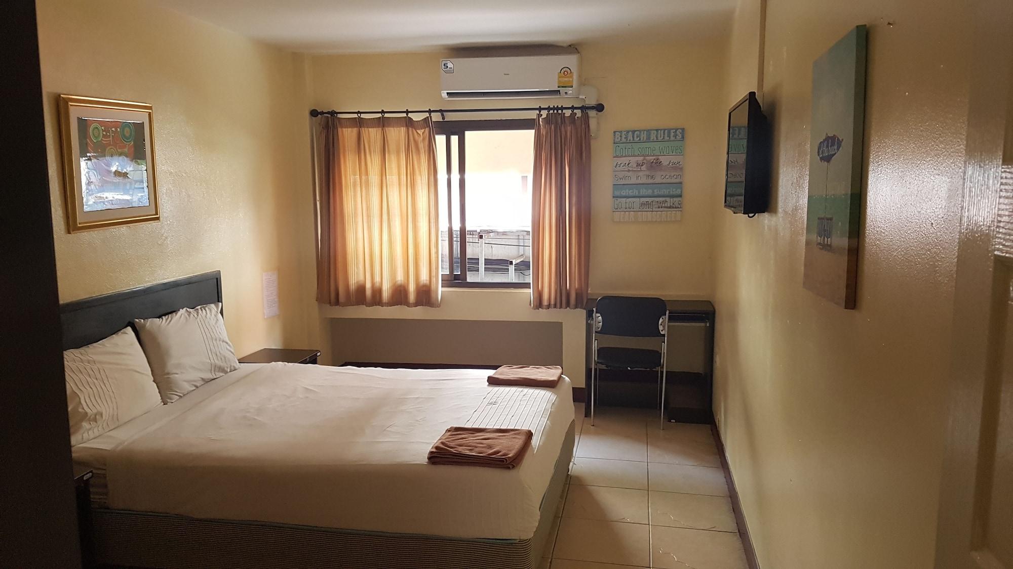 Sandman Hotel & Sports Bar Pattaya Bagian luar foto