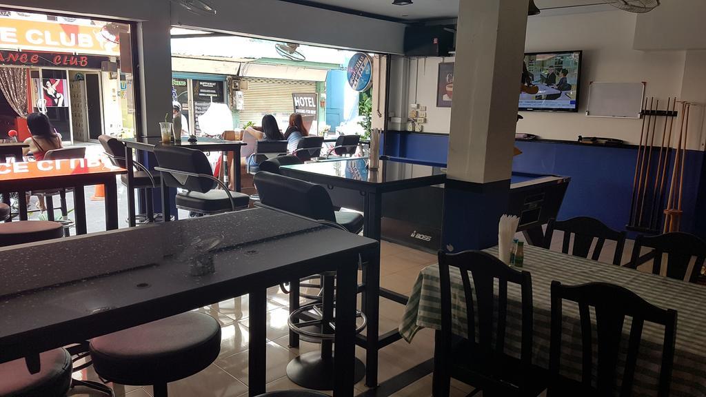 Sandman Hotel & Sports Bar Pattaya Bagian luar foto